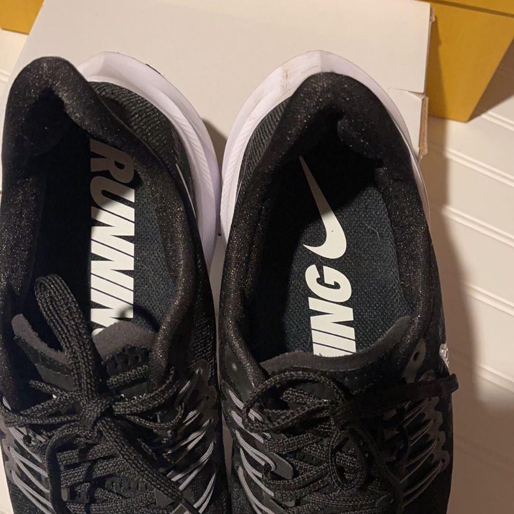 Nike running shoes - Picture 6 of 6